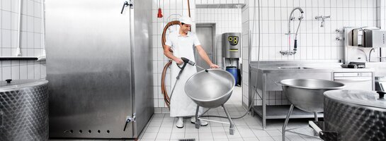Stationäre Hochdruckreiniger von Kärcher. Stationäre Hochdruckreiniger von Kärcher in der Industrie.